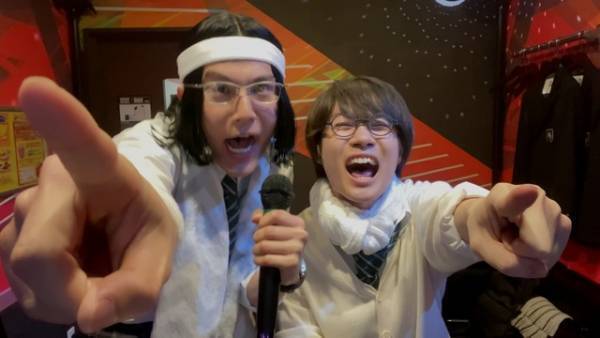 神木隆之介＆中川大志、カラオケで大熱唱＆全力振り付け！ au新WEBCM公開