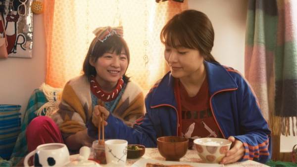 伊藤沙莉と女子トークも「有村架純の撮休」8つの“休日”写真解禁