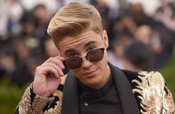 ジャスティン・ビーバー、メンタルヘルス活動家のファンに1000万円を贈る