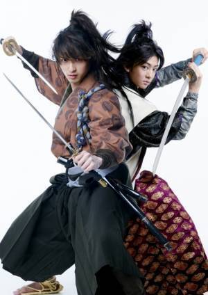 横浜流星×伊藤健太郎の舞台「巌流島」気迫のビジュアル解禁