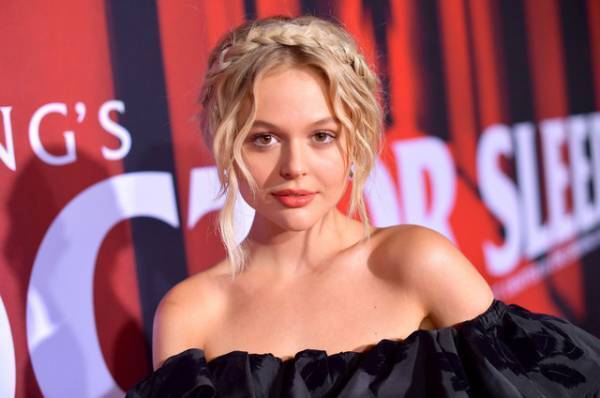 リブート版「ゴシップガール」のキャスト5人が発表に