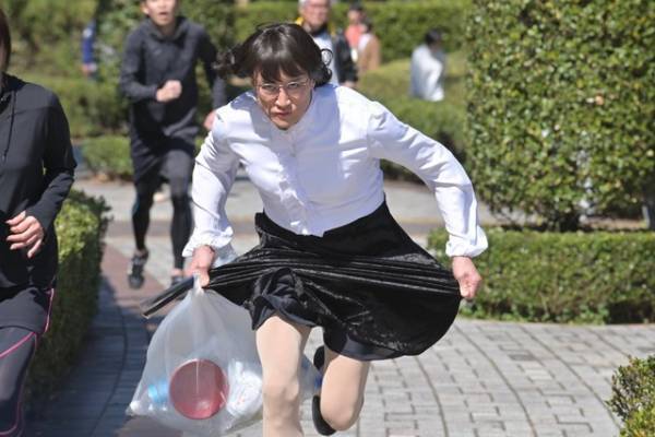 松岡昌宏が華麗なダッシュ「家政夫のミタゾノ」第4シリーズクランクイン