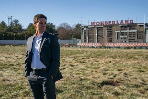 マーク・ウォールバーグが明かす地元愛と次世代へのエール『スペンサー・コンフィデンシャル』