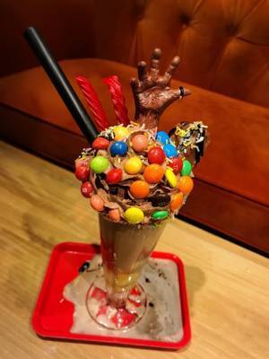 『デッド・ドント・ダイ』コラボメニュー登場！ 都内6店舗で展開