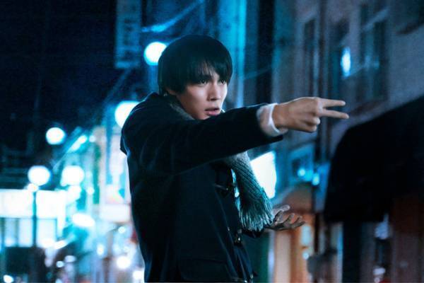 中川大志、石井杏奈を守るヒーローに!? 清原果耶＆北村匠海ら場面カット公開『砕け散るところを見せてあげる』