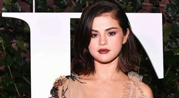 セレーナ・ゴメス、双極性障害を公表「知ることで怖くなくなった」