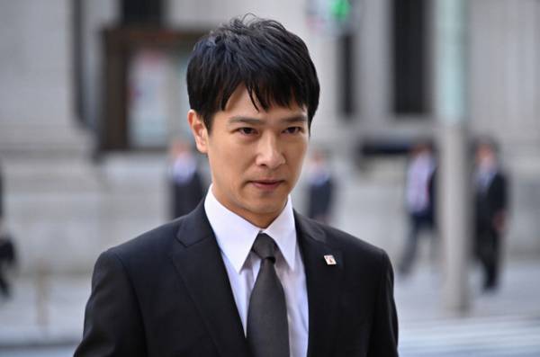 池井戸ドラマの元祖にして王道「半沢直樹」VS 正義と必要悪に葛藤する主人公を描く異色作「鉄の骨」