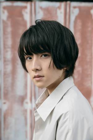 おうち時間の過ごし方は？俳優・板垣李光人がおすすめする“視覚からも楽しめる映画”