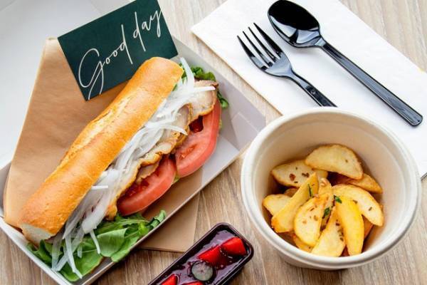 【USJ】ドライブスルーで本格ホテルグルメ！HOPEウィンドウのホテルでテイクアウトが始動