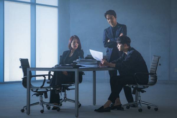 ソ・ガンジュン、不正捜査を暴く！「ウォッチャー」韓国放送版リリースへ