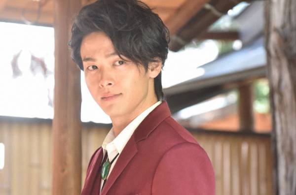 中村倫也“炎の中のキス”とラストの演出に「圧巻」「芸術作品」の声…「美食探偵 明智五郎」6話