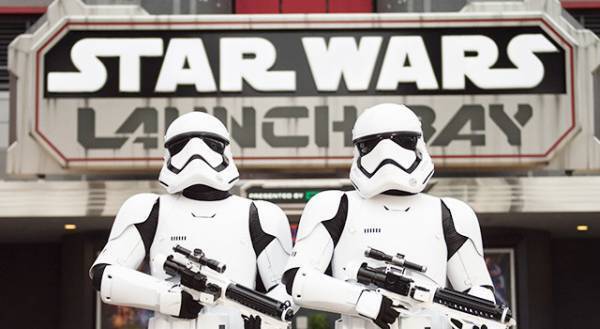 「スター・ウォーズ セレブレーション」が中止を発表 次回は2022年に決定