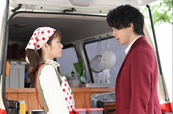 “過保護”な中村倫也に「ときめく」、小池栄子に「史上最高」…「美食探偵 明智五郎」8話