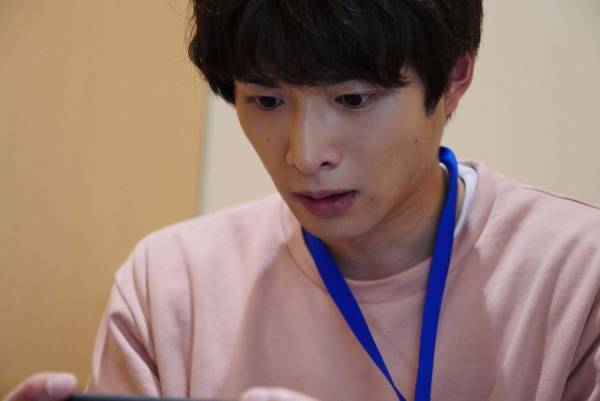 白洲迅「世にも奇妙な物語」初主演、ネットにまつわる超現代版ホラー