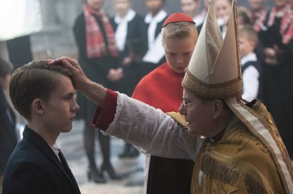 性暴力のトラウマを抱えた役柄を演じる意義とは…『グレース・オブ・ゴッド』特別映像