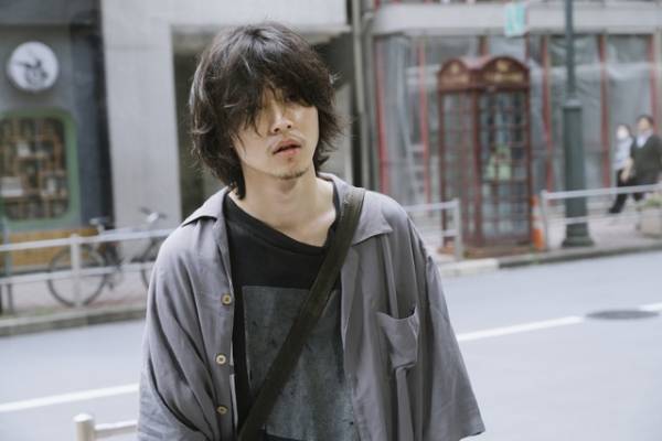 下北沢の小劇場をセットでそっくり再現！山崎賢人×松岡茉優『劇場』のこだわりとは？