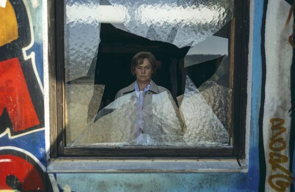 ラクガキ消しに役立つのは…『ブリット＝マリーの幸せなひとりだち』本編映像