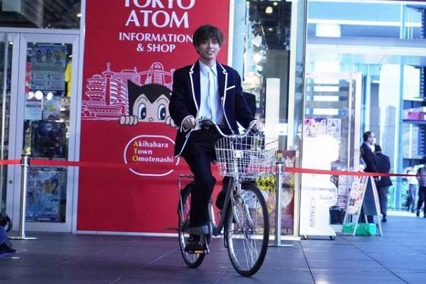 “坂道”永瀬廉がママチャリで登場、伊藤健太郎＆橋本環奈らとイベント実施