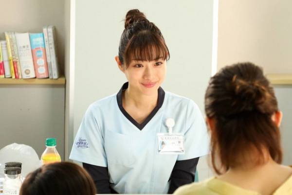石原さとみ「今放送することに意味のある作品にしたい」主演ドラマ「アンサング・シンデレラ」今夜から