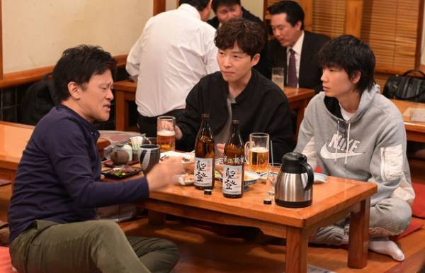 星野源“志摩”の豹変に「感情のない目、ヤバい」の声…「MIU404」第4話