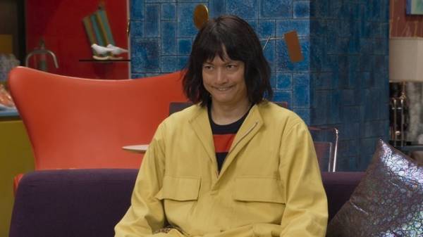 香取慎吾、踊って叫ぶ…超絶愛されキャラ誕生「誰かが、見ている」初映像