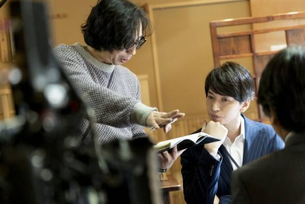 大倉忠義＆成田凌の真剣な表情…『窮鼠はチーズの夢を見る』メイキング写真