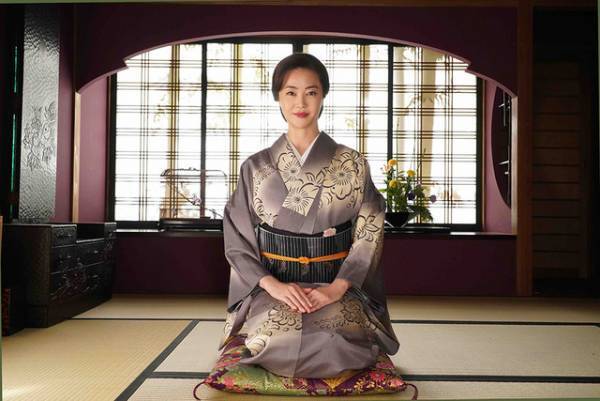 「私たちはどうかしている」観月ありさ“女将”が主人公のオリジナルストーリー配信