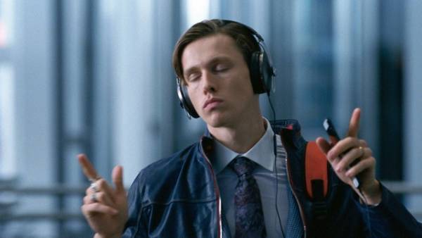 『キングスマン』も同日公開！新世代英国俳優ハリス・ディキンソンがグザヴィエ・ドランとタッグ