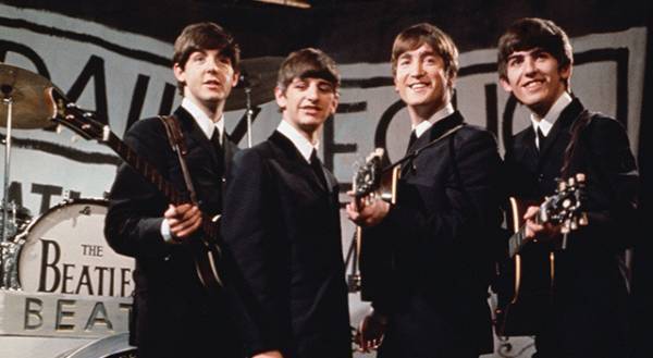 「ザ・ビートルズ」、21年ぶりに公式ブック発売へ ドキュメンタリー映画公開と同時期