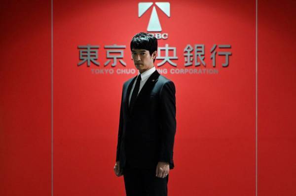 香川照之演じる大和田の“馬乗り土下座強要”に反響…“千倍返し”に期待の声も「半沢直樹」第9話