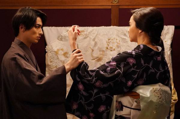 “真犯人”に驚き、今日子の“最期”に同情の声も…浜辺美波＆横浜流星主演「私たちはどうかしている」最終回