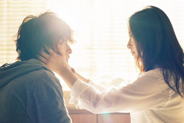 三木孝浩監督が描く“想いの目線”とは？吉高由里子＆横浜流星『きみの瞳が問いかけている』