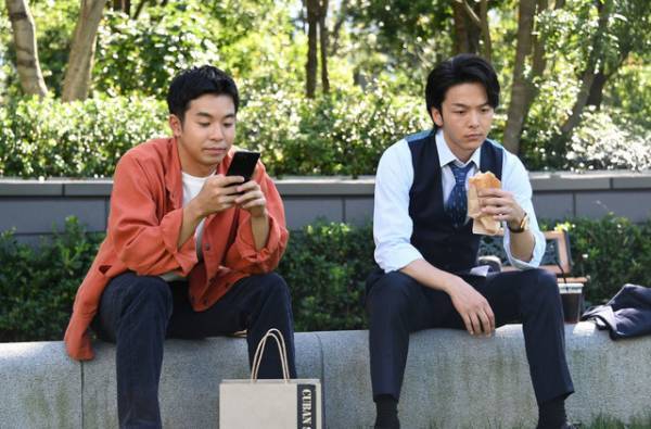 中村倫也に「またファン激増」、仲野太賀の“再起動”に「惚れた」…「この恋あたためますか」1話