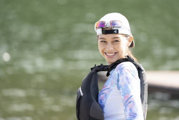 中条あやみ、代役なしでカヌー大会のシーンに挑む『水上のフライト』メイキング映像