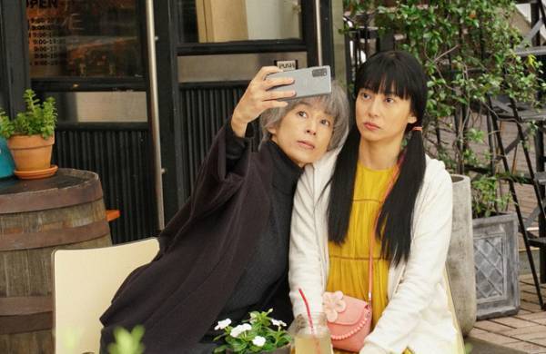 鈴木保奈美の鬼気迫る演技、坂口健太郎“結人”の過去に共感の声多数…「35歳の少女」4話