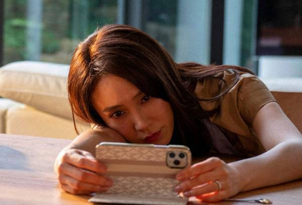 山口紗弥加の演技に“恐怖”する視聴者続出「ローストビーフ切ってるだけなのに」…「共演NG」2話