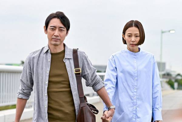 「恋あた」コンビニ“ココエブリィ”登場に視聴者盛り上がる「カメオ出演とかあったら」…「恋する母たち」4話