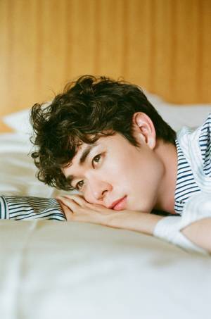 宮沢氷魚、365日全て異なるカット！日めくり2021年カレンダーの一部が明らかに