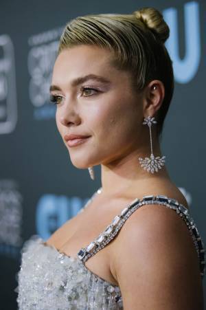 『ブラック・ウィドウ』フローレンス・ピューが「ホークアイ」単独ドラマに出演