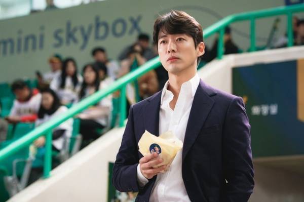 ナムグン・ミン＆パク・ウンビン主演「ストーブリーグ」先行レンタル3月から