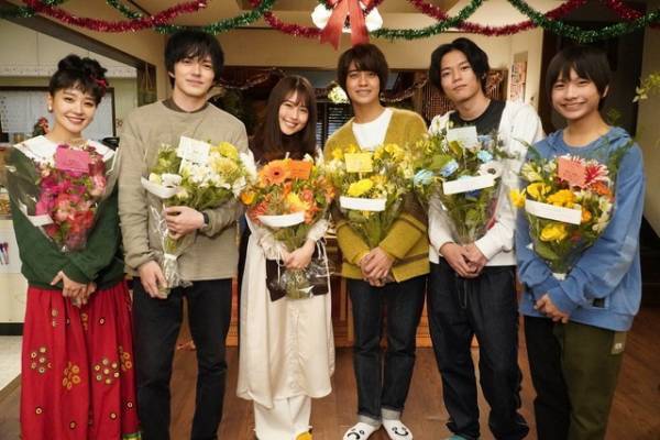 高橋海人「泣いちゃいそう」有村架純＆林遣都＆奈緒ら勢ぞろいで「姉ちゃんの恋人」クランクアップ