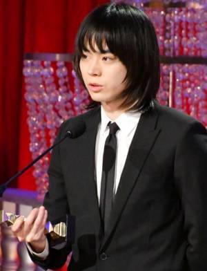【第41回日本アカデミー賞】菅田将暉、喜びをかみしめる「すごくうれしい」最優秀主演男優賞を受賞！