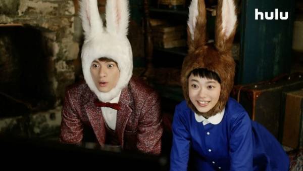 平野紫耀＆杉咲花、約3年ぶり共演！ウサギになりきるHulu新CM登場