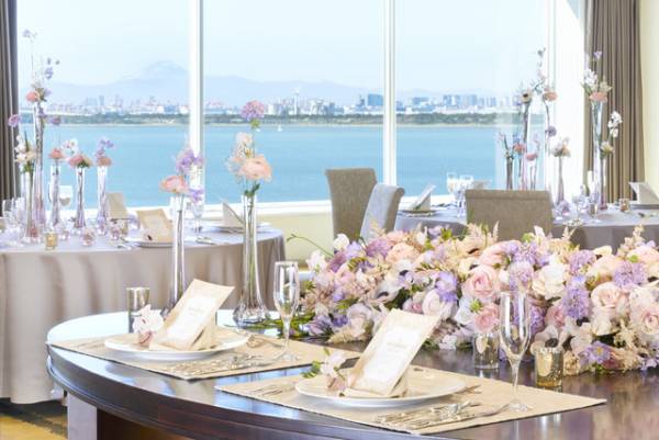 【ディズニー】グランドニッコー東京ベイ 舞浜、ホテル最上階のスカイバンケット「ラ テラス」をリニューアル