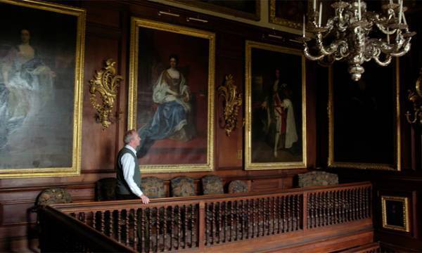 豪邸を訪問するアートドキュメンタリー『レンブラントは誰の手に』本編映像入手