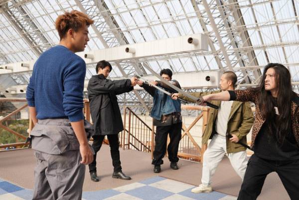 芳根京子“美亜”の正体に「騙された」、中条あやみ“来美”の遺伝子にも注目集まる…「君と世界が終わる日に」3話