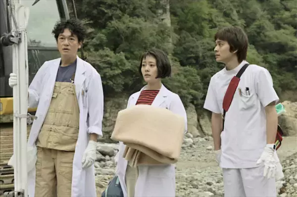 仲間を思いやる姿に「泣けた」の声…“朔”演じる井浦新に過去作を連想する視聴者も「にじいろカルテ」4話