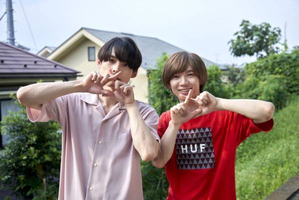 松村北斗＆七五三掛龍也の2ショット到着『ライアー×ライアー』