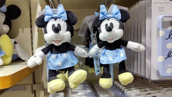 【ディズニー】春の新生活を彩るファッションアイテムも！ミニーマウスをモチーフにしたアイテムがディズニーストアに登場