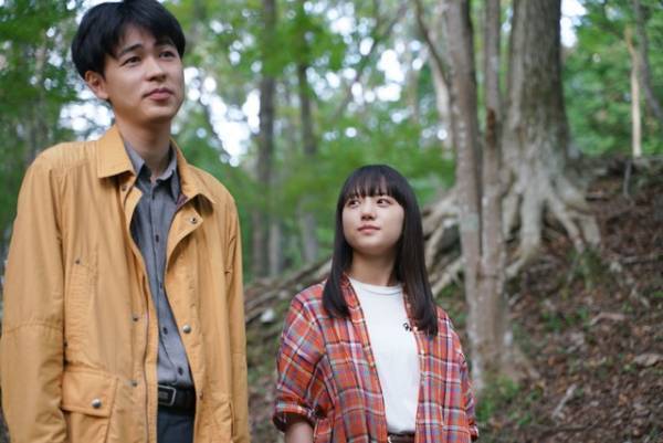 成田凌＆清原果耶、カット後の様子も『まともじゃないのは君も一緒』ロング予告公開